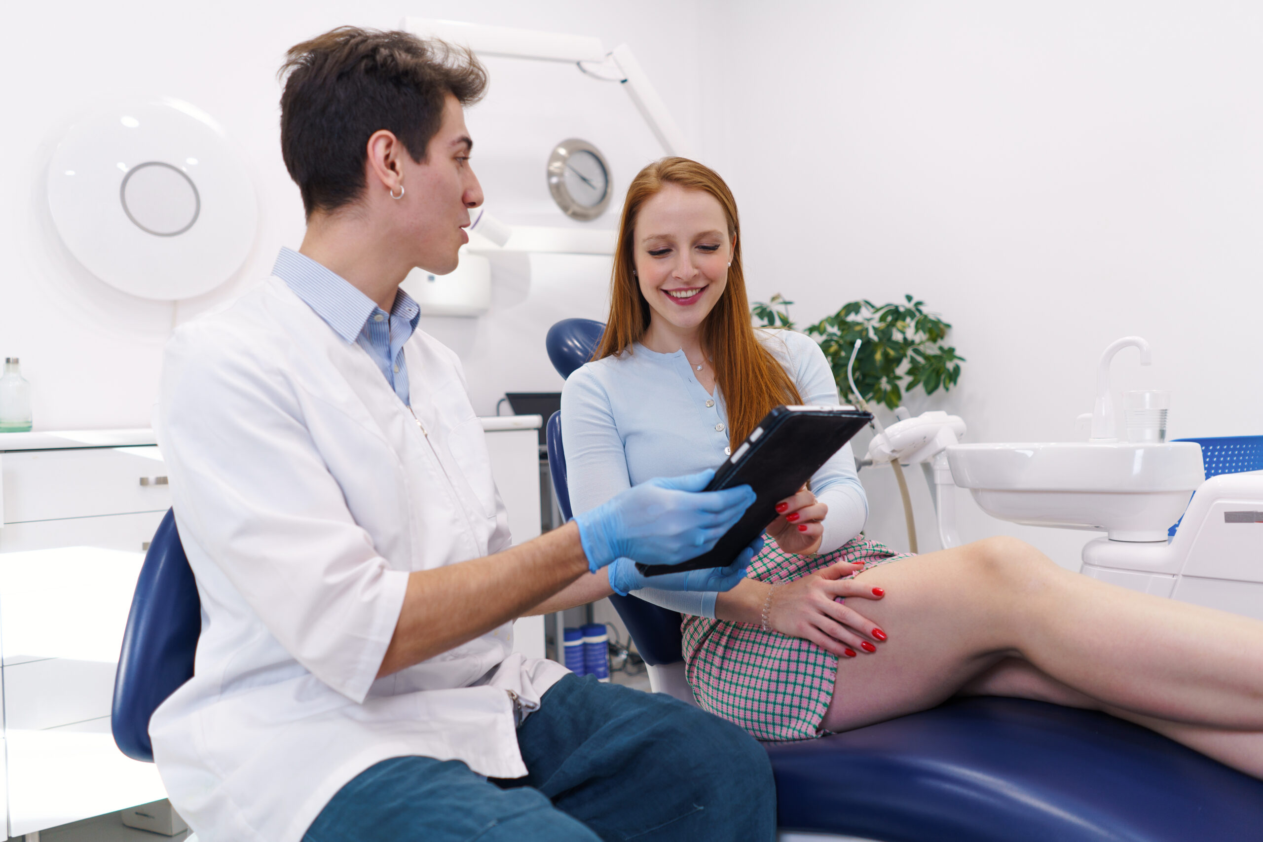 Mantén Tu Sonrisa Brillante: Encuentra Tu Dentista Sin Costo