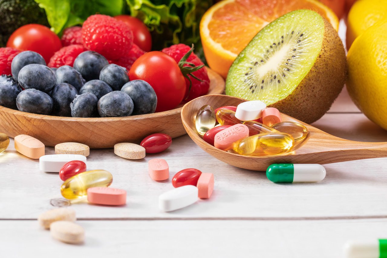 Vitaminas y suplementos: Necesidades reales vs modas de salud